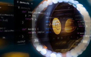 安徽 api php源码,下载的php源码怎么运行呢？